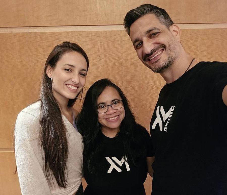 Tere with Jesús and Anni at her first festival, all three in MetaKizz T-shirts